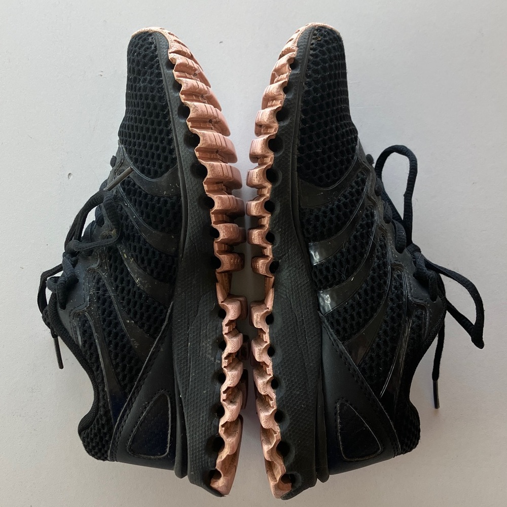 K-Swiss Tubes 200 Sneakers Black & Pink 2010 Original Release Women’s Size 6 - Picture 4 of 11